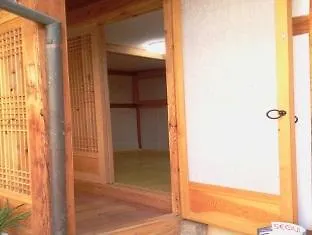 Hotel Namhyundang Hanok Seoul